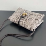 2025年7月9日入荷新作#Bottega Veneta  Liberta  806034  35x23x6 極品/正規品同様/人気/革/バッグ/AJ工場