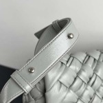 2025年7月9日入荷新作#Bottega Veneta  Rumple  776519  Rumple  30x23x7.5 極品/正規品同様/人気/革/バッグ/AJ工場