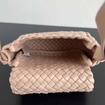 2025年7月9日入荷新作#Bottega Veneta Mini COBBLE  762711  intrecciato 19x17x6 極品/正規品同様/人気/革/バッグ/AJ工場
