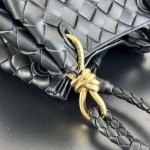2025年7月9日入荷新作#Bottega Venetaintrecciato  mini #Bottega Veneta  knot   796569 Size21X17X16.5cm  極品/正規品同様/人気/革/バッグ/AJ工場