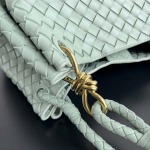 2025年7月9日入荷新作#Bottega Venetaintrecciato  796571   mini #Bottega Veneta  knot    Size30X26X20cm  極品/正規品同様/人気/革/バッグ/AJ工場