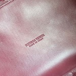 2025年7月9日入荷新作#Bottega Venetaintrecciato  796571   mini #Bottega Veneta  knot    Size30X26X20cm  極品/正規品同様/人気/革/バッグ/AJ工場