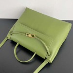 2025年7月9日入荷新作#Bottega Veneta Ciao Ciao 826195  Ciao Ciao Silky Calf. Ciao Ciao  42x32x15  極品/正規品同様/人気/革/バッグ/AJ工場