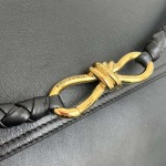 2025年7月9日入荷新作#Bottega Veneta Ciao Ciao 826195  Ciao Ciao Silky Calf. Ciao Ciao  42x32x15  極品/正規品同様/人気/革/バッグ/AJ工場