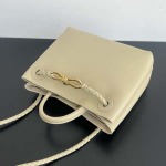 2025年7月9日入荷新作#Bottega Veneta Andiamo810213 knot   25x22x10  極品/正規品同様/人気/革/バッグ/AJ工場