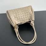 2025年7月9日入荷新作#Bottega Venetaintrecciato  835921   mini #Bottega Veneta  knot    Size29.5X18.5X17.5cm  極品/正規品同様/人気/革/バッグ/