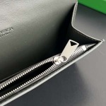 2025年7月9日入荷新作#Bottega Veneta 749438  19x9.5x1.5    極品/正規品同様/人気/革/バッグ/AJ工場