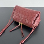 2025年7月9日入荷新作#Bottega VenetaConcert  ouch  794258    lntrecciato   18.5*11.5*8.5   極品/正規品同様/人気/革/バッグ/AJ工場