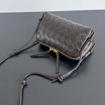 2025年7月9日入荷新作#Bottega VenetaConcert  ouch  794258    lntrecciato   18.5*11.5*8.5   極品/正規品同様/人気/革/バッグ/AJ工場