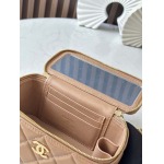 2025年7月17日入荷新作シャネル バッグ最高級品Chanel24B 66025  Size:17*9.5*8恋人プレゼント/誕生日/母の日/母のひプレゼント/お祝い女性結婚祝い/KK工場