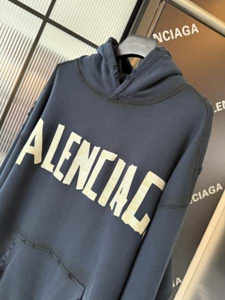2025年8月28日秋冬入荷新作Balenciagaパーカー高品質安い人気商品/HL工場