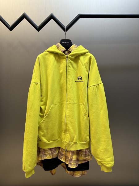 2025年8月6日入荷新作BALENCIAGAジャケット原版...