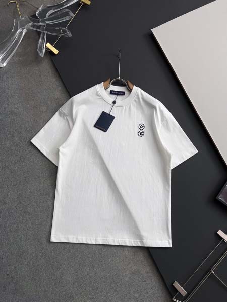 2025年9月1日入荷 新作Louis Vuitton半袖 tシャツ高級なプレゼント/誕生日プレゼント/高品質/メンツ/記念品/ wenzhou工場
