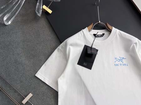 2025年9月3日入荷 新作ARCTERYX半袖 tシャツ高級なプレゼント/誕生日プレゼント/高品質/メンツ/記念品/ wenzhou工場