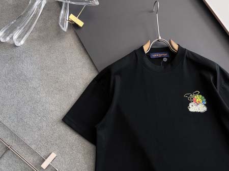 2025年9月3日入荷 新作Louis Vuitton半袖 tシャツ高級なプレゼント/誕生日プレゼント/高品質/メンツ/記念品/ wenzhou工場