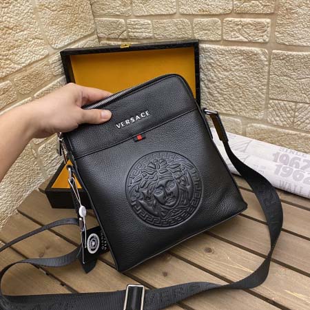 2025年9月4日入荷新作Versace /人気/本革/バッグ 人気 おすすめ 父の日 誕生日/ギフト プレゼント 結婚式男友達の誕生日プレゼント