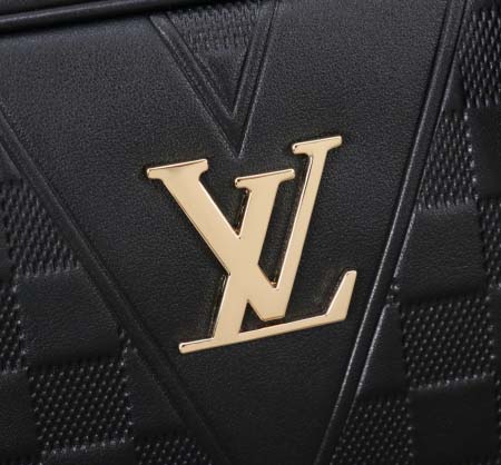 2025年9月4日入荷新作Louis Vuitton/人気/本革/バッグ 人気 おすすめ 父の日 誕生日/ギフト プレゼント 結婚式男友達の誕生日プレゼント