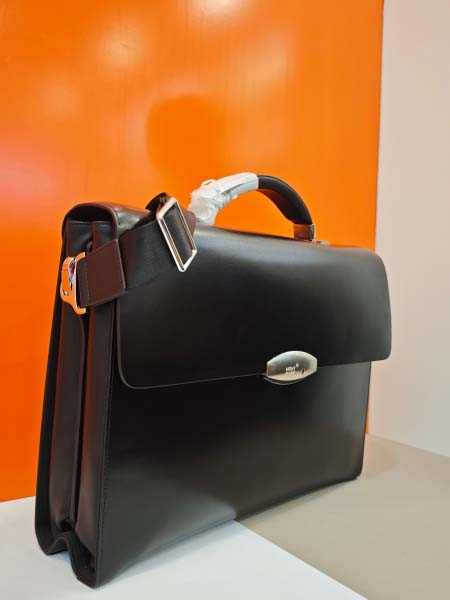 2025年9月4日入荷新作Montblanc/人気/本革/バッグ 人気 おすすめ 父の日 誕生日/ギフト プレゼント 結婚式男友達の誕生日プレゼント