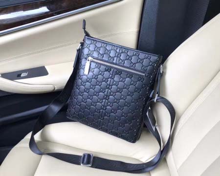 2025年9月4日入荷新作GUCCI/人気/本革/バッグ 人気 おすすめ 父の日 誕生日/ギフト プレゼント 結婚式男友達の誕生日プレゼント