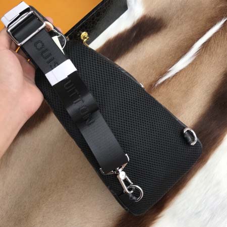 2025年9月5日入荷新作Louis Vuitton/人気/本革/バッグ 人気 おすすめ 父の日 誕生日/ギフト プレゼント 結婚式男友達の誕生日プレゼント