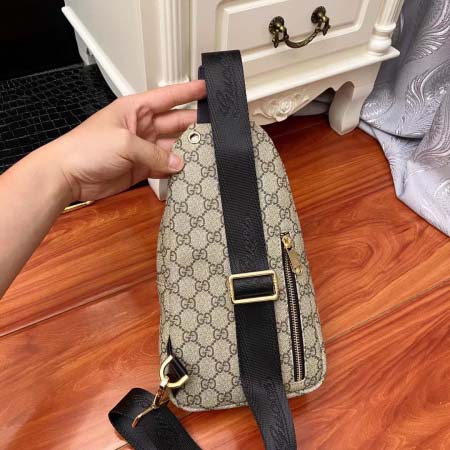 2025年9月5日入荷新作Gucci  /人気/本革/バッグ 人気 おすすめ 父の日 誕生日/ギフト プレゼント 結婚式男友達の誕生日プレゼント