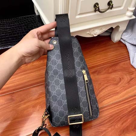 2025年9月5日入荷新作Gucci /人気/本革/バッグ 人気 おすすめ 父の日 誕生日/ギフト プレゼント 結婚式男友達の誕生日プレゼント