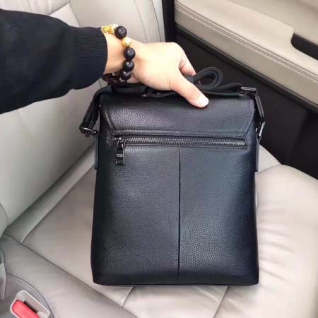 2025年9月5日入荷新作Prada/人気/本革/バッグ 人気 おすすめ 父の日 誕生日/ギフト プレゼント 結婚式男友達の誕生日プレゼント