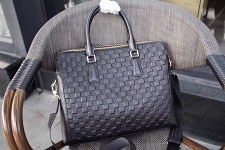 2025年9月5日入荷新作Louis Vuitton/人気/本革/バッグ 人気 おすすめ 父の日 誕生日/ギフト プレゼント 結婚式男友達の誕生日プレゼント