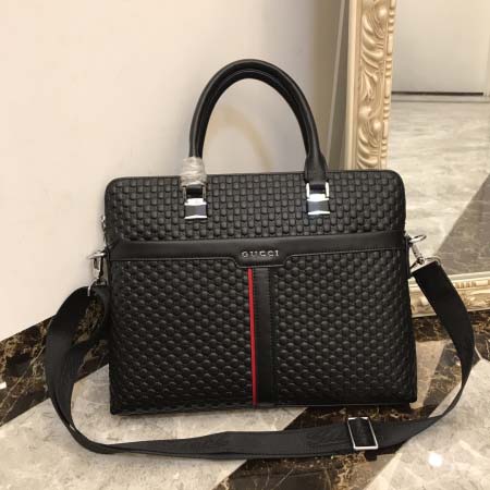 2025年9月5日入荷新作Gucci/人気/本革/バッグ 人気 おすすめ 父の日 誕生日/ギフト プレゼント 結婚式男友達の誕生日プレゼント