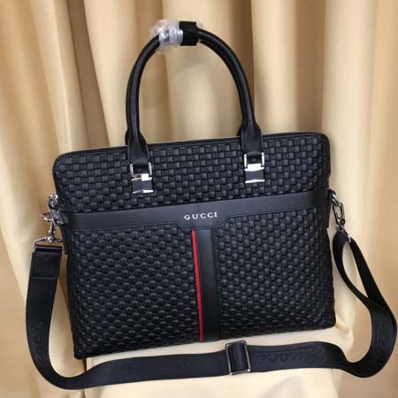 2025年9月5日入荷新作Gucci/人気/本革/バッグ 人気 おすすめ 父の日 誕生日/ギフト プレゼント 結婚式男友達の誕生日プレゼント