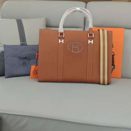 2025年9月8日入荷新作HERMES/人気/本革/バッグ 人気 おすすめ 父の日 誕生日/ギフト プレゼント 結婚式男友達の誕生日プレゼント