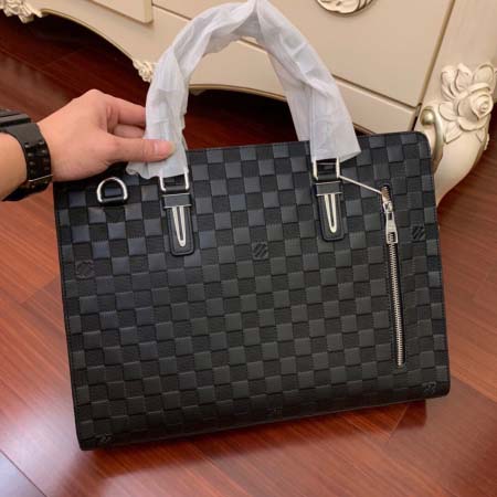 2025年9月8日入荷新作Louis Vuitton/人気/本革/バッグ 人気 おすすめ 父の日 誕生日/ギフト プレゼント 結婚式男友達の誕生日プレゼント