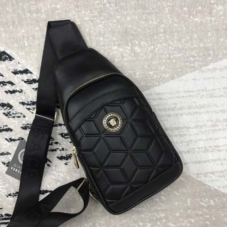 2025年9月8日入荷新作Versace /人気/本革/バッグ 人気 おすすめ 父の日 誕生日/ギフト プレゼント 結婚式男友達の誕生日プレゼント