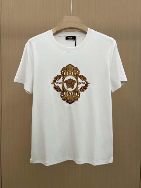 2025年9月24日入荷秋冬新作Versace半袖 tシャツ高級品/Su工場