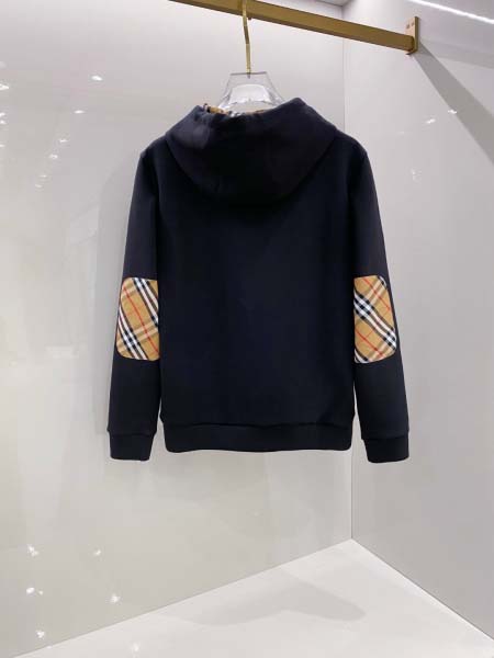 2025年9月24日入荷秋冬新作Burberryパーカー高級品/Su工場