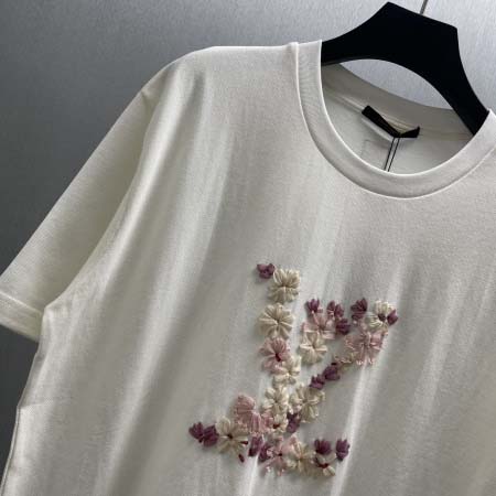 2025年9月24日入荷秋冬新作Lulu半袖 tシャツ高級品/Su工場