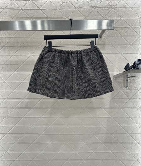 2025年9月28日入荷秋冬新作Miumiuレディース服高級N品人気/KL工場