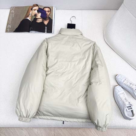 2025年9月28日入荷秋冬新作Miumiuレディース服高級N品人気/KL工場