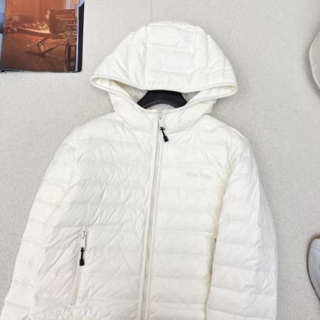 2025年9月29日入荷秋冬新作Miumiuレディース服高級N品人気/KL工場