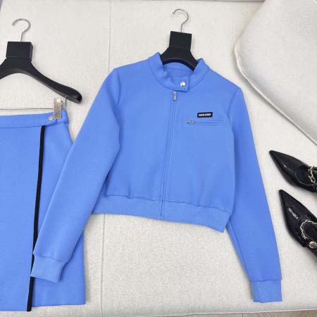 2025年9月29日入荷秋冬新作Miumiuセットレディース服高級N品人気/KL工場