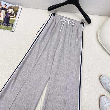 2025年9月29日入荷秋冬新作Celineレディース服高級N品人気/KL工場