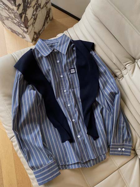 2025年9月29日入荷秋冬新作Miumiuレディース服原版復刻高級N品人気/KL工場