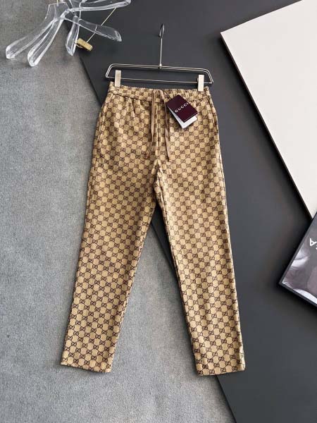 2025年9月3日入荷 新作Gucciズボン高級なプレゼント...