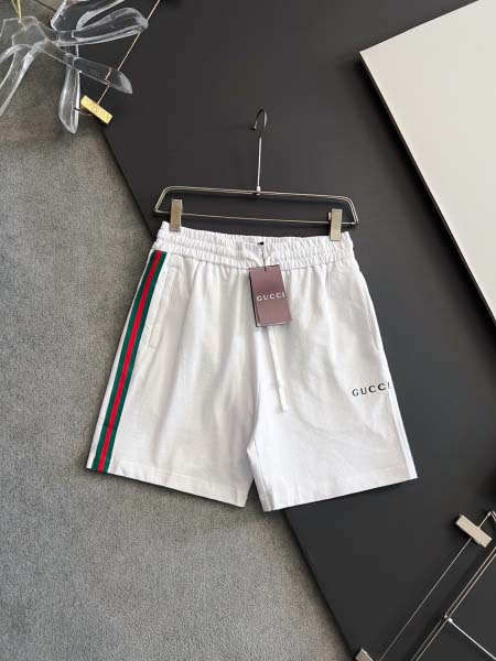 2025年9月3日入荷 新作Gucci半ズボン高級なプレゼン...