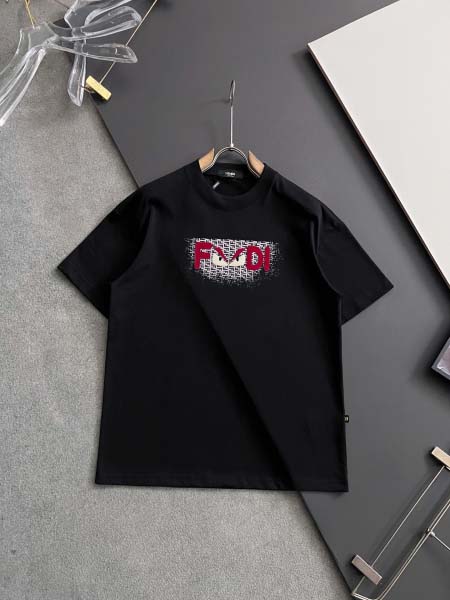 2025年9月3日入荷 新作Fendi半袖 tシャツ高級なプ...