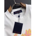 2025年9月3日入荷 新作Louis Vuitton半袖 tシャツ高級なプレゼント/誕生日プレゼント/高品質/メンツ/記念品/ wenzhou工場