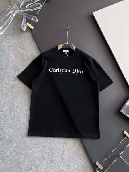 2025年9月3日入荷 新作Dior半袖 tシャツ高級なプレ...