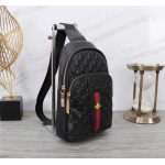 2025年9月4日入荷新作GUCCI/人気/本革/バッグ 人気 おすすめ 父の日 誕生日/ギフト プレゼント 結婚式男友達の誕生日プレゼント