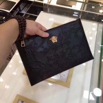 2025年9月4日入荷新作Versace /人気/本革/バッグ 人気 おすすめ 父の日 誕生日/ギフト プレゼント 結婚式男友達の誕生日プレゼント