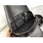 2025年9月4日入荷新作Versace /人気/本革/バッグ 人気 おすすめ 父の日 誕生日/ギフト プレゼント 結婚式男友達の誕生日プレゼント